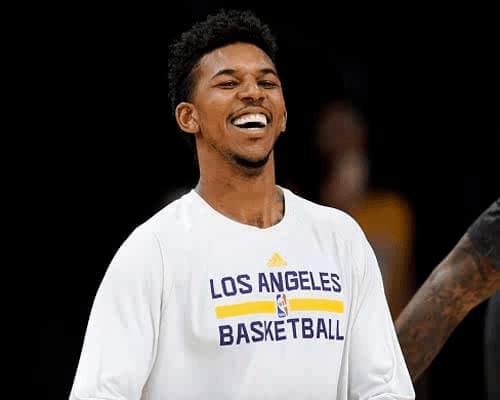 在短赛程中 在短赛程中